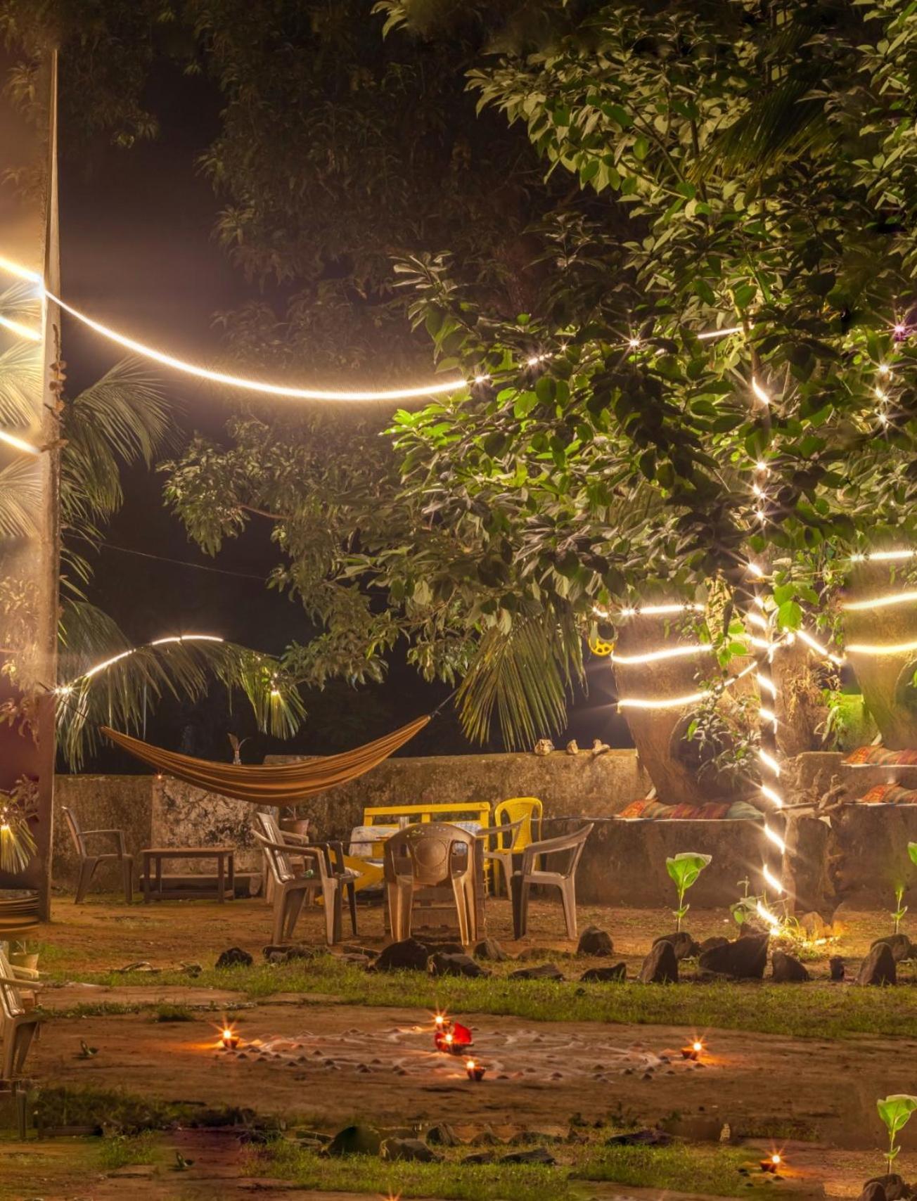Firefly Querim Aparthotel Exterior photo