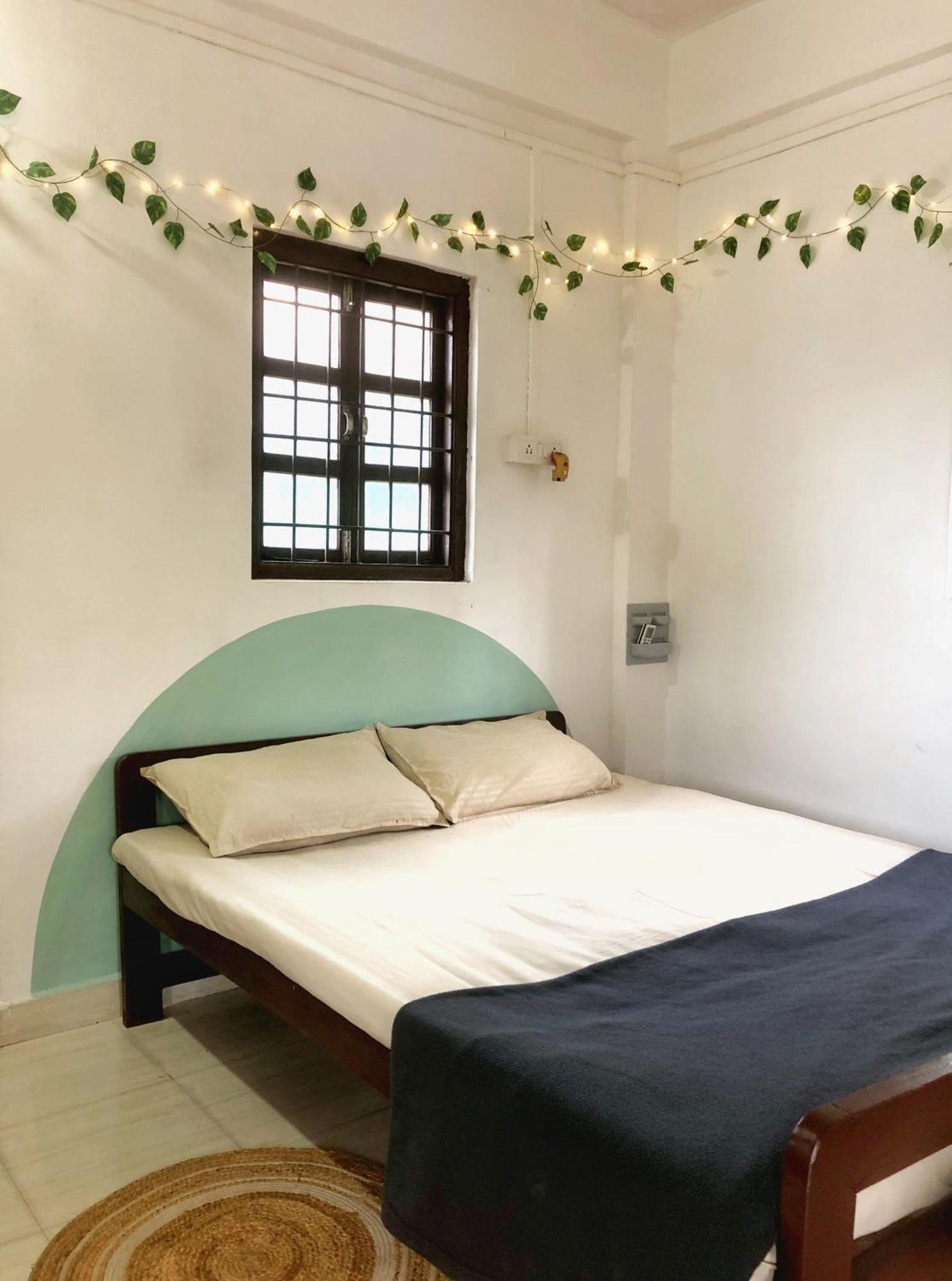 Firefly Querim Aparthotel Exterior photo